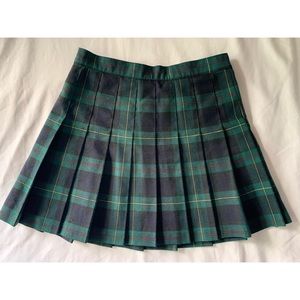 Y2K Plaid Tennis Skirt — American Apparel